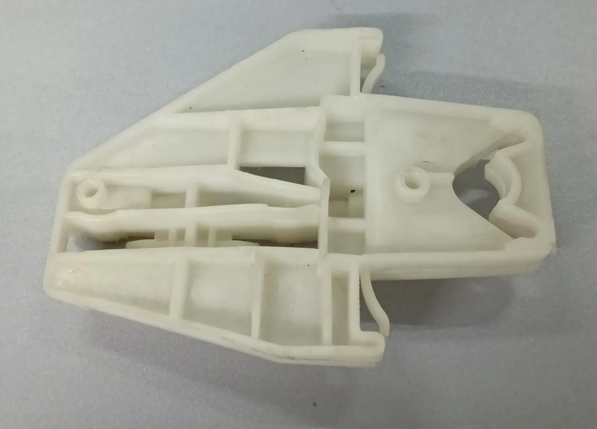 000839461ALF** CAM MEKANİZMA BRAKETİ