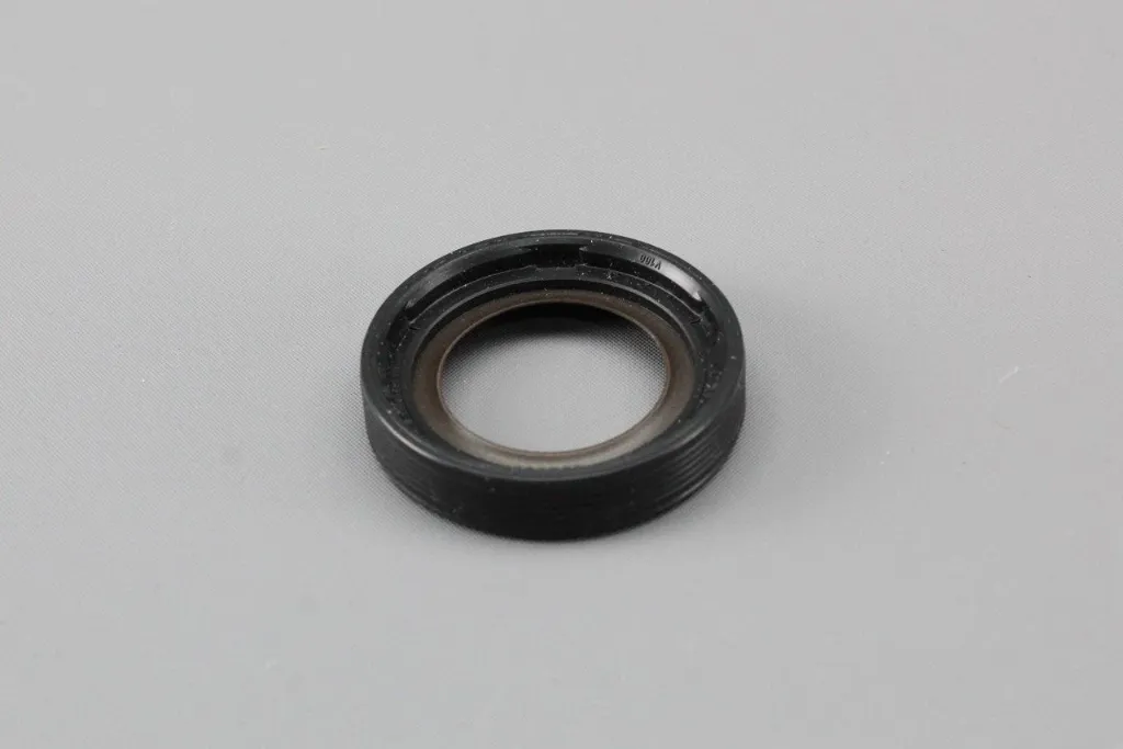 03L103085C KEÇE