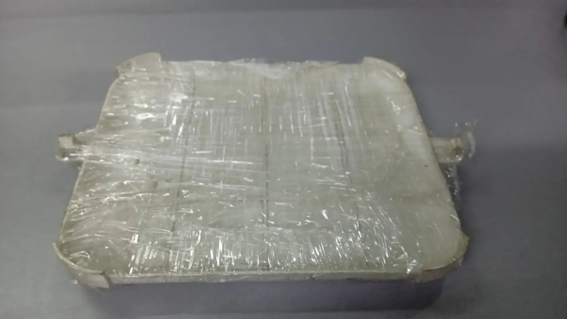 1J0941089** SİGORTA KUTUSU