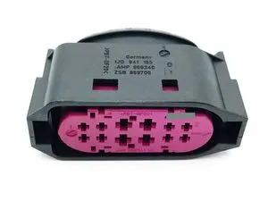 1J0941165 SOKET,TESİSAT FAR