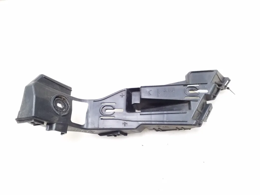 1K6807394 ARKA TAMPON BRAKETİ R