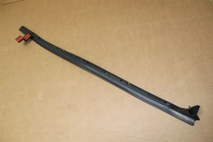 1M0837698C B41 KAPI FİTİLİ DIŞ ALT