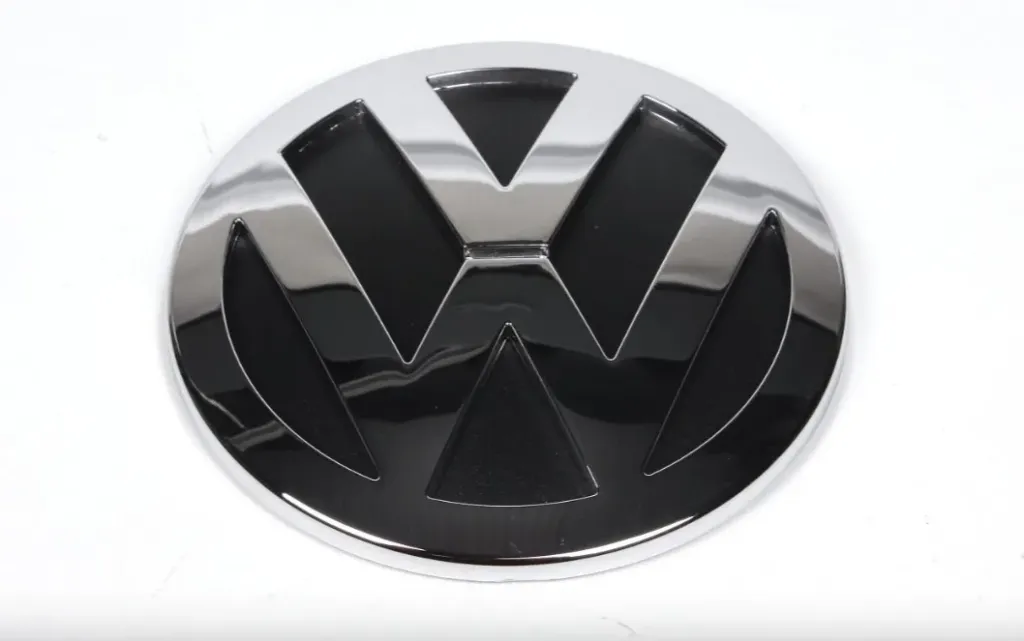 2K0853630  FDY VW AMBLEM