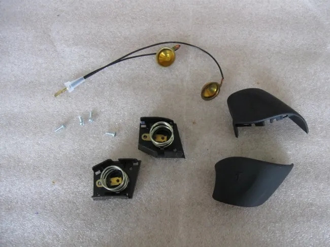 3A0419097  A94 BUTON,KORNA (1 SET)