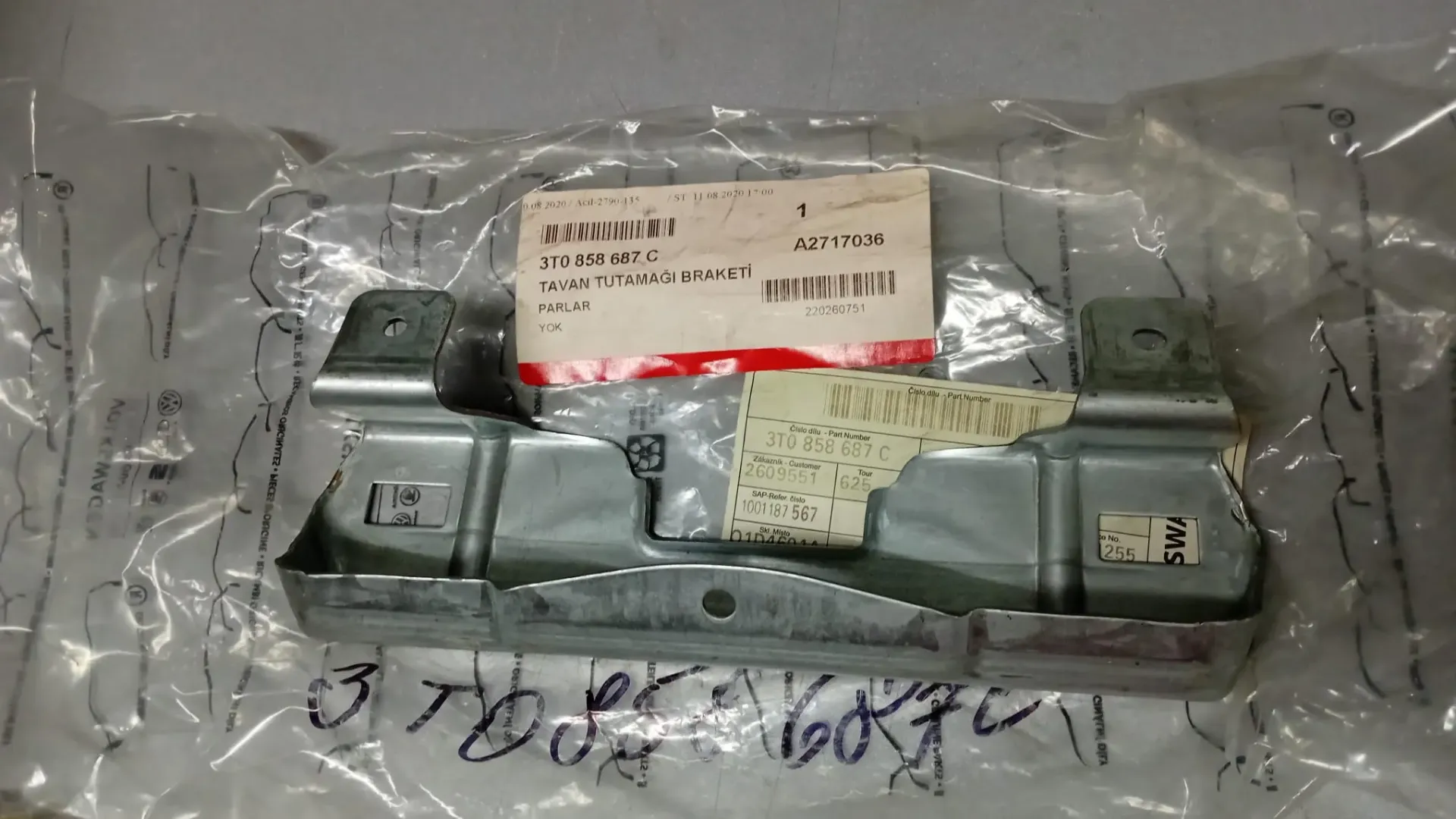 3T0858687C TAVAN TUTAMAĞI BRAKETİ