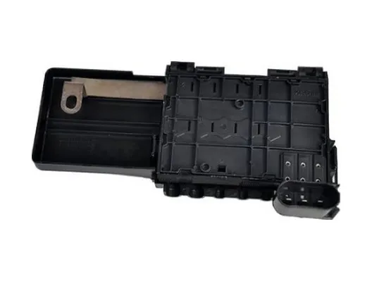 5J0937548 KUTU,SİGORTA