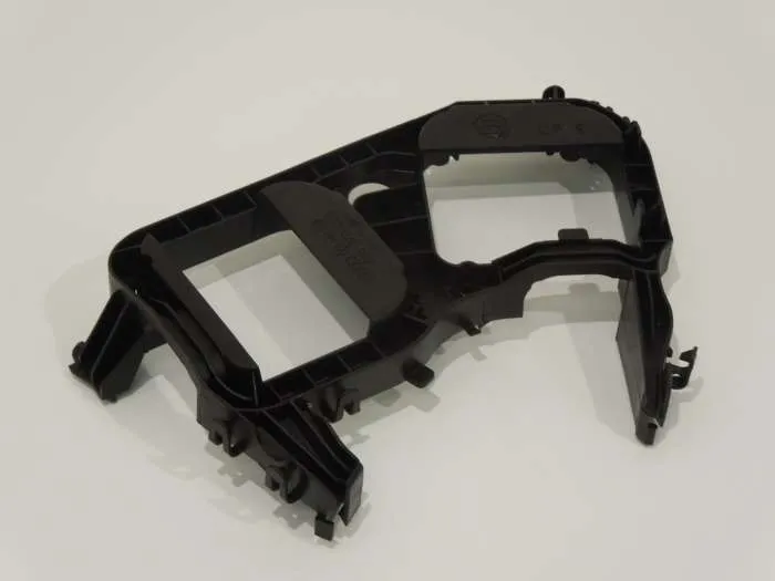 6Q0820892 BRAKET
