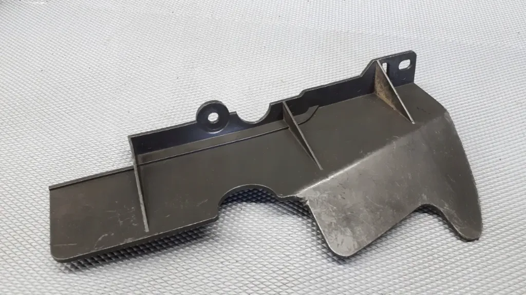 6Y0121283 PLASTİK,RADYATÖR HAV.-L