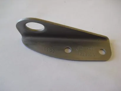6Y0823203B BRAKET,MOT.KAPUT DEMİRİ