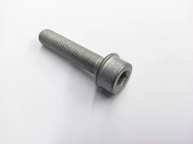 N  90339605 CİVATA
